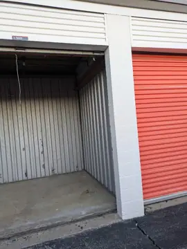 Public Storage in Warren, MI