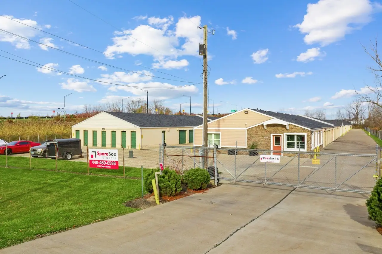 SpareBox Storage, RV storage in Elyria