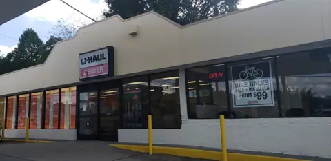 Self-Storage at U-Haul in Buford, GA