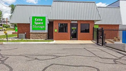 Extra Space Storage in Glenolden, PA