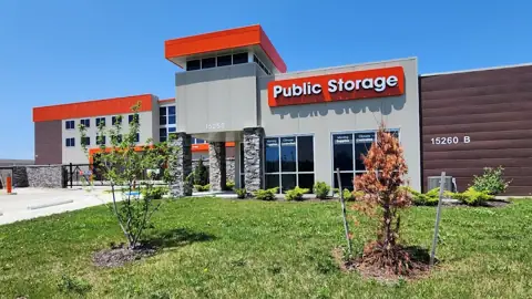 Public Storage photo 2