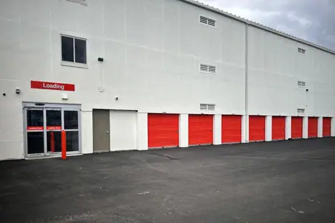 Public Storage photo 2